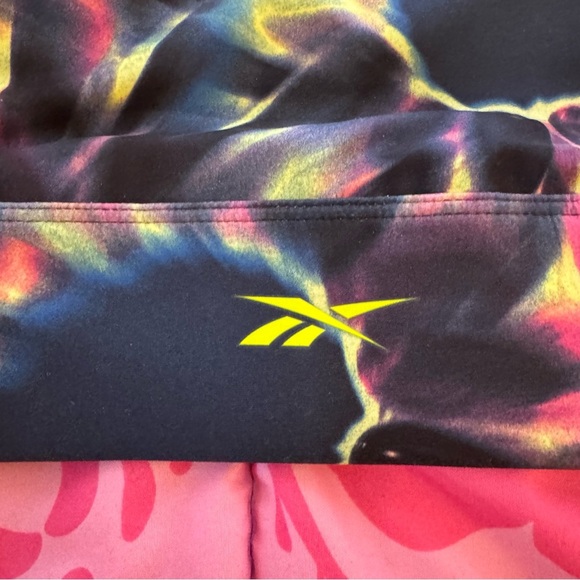 Reebok Women's Multicolor Sports Training Bra Size Medium - Picture 2 of 4